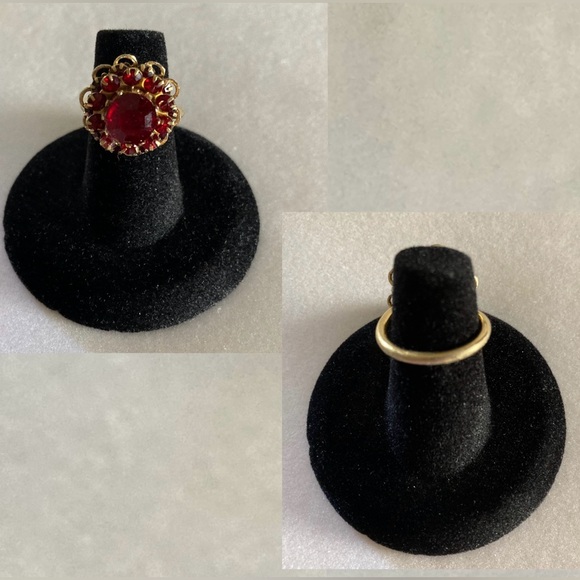 Vintage Sarah Coventry Ring and Earrings - Picture 3 of 12